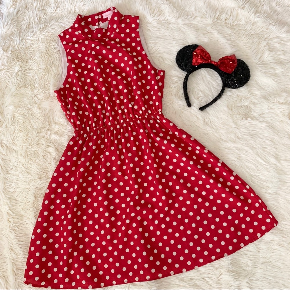 Minnie Mouse polka dot dress